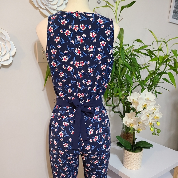 Tommy Hilfiger Jumpsuit Floral design Size 4 - Picture 3 of 16